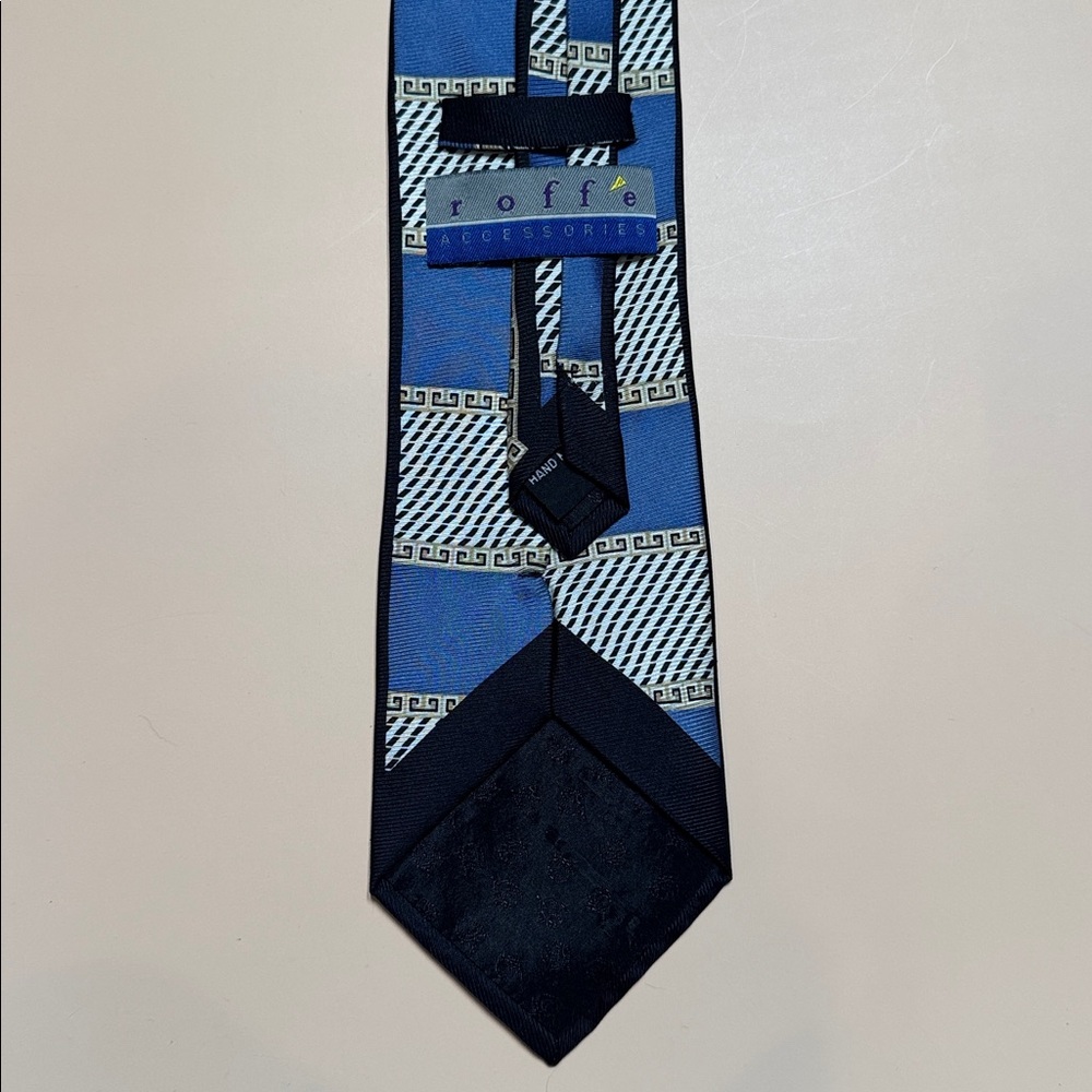 ๐3/$15 Roffe Silk Tie - Picture 5 of 9